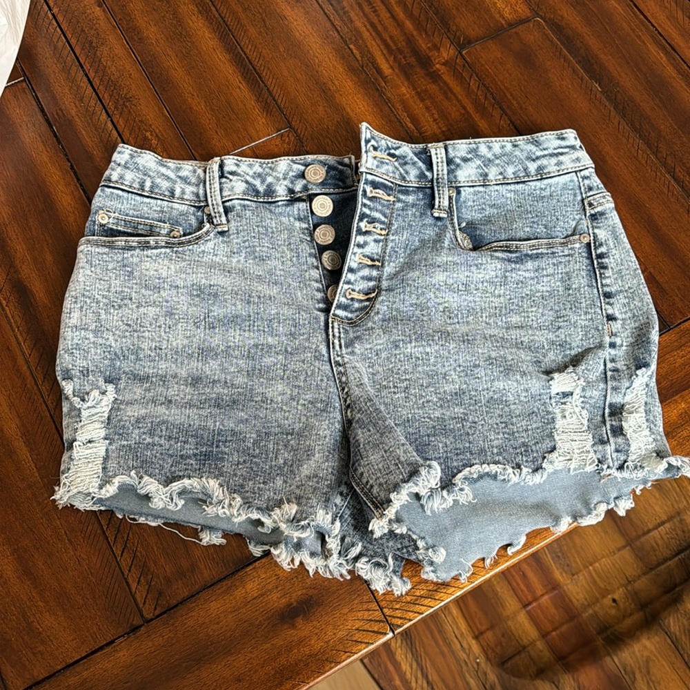 Acid wash, button fly shorts